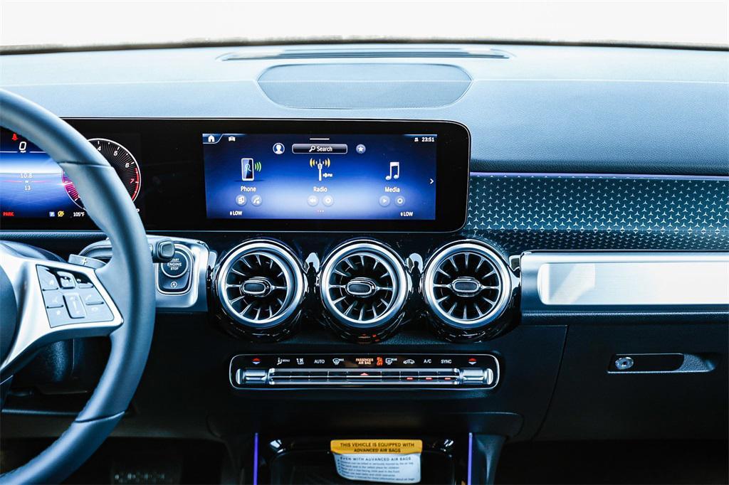 new 2025 Mercedes-Benz GLB 250 car, priced at $47,305