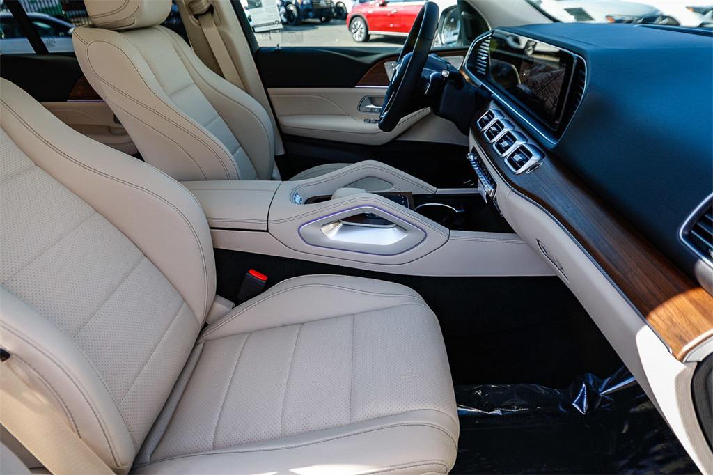new 2026 Mercedes-Benz GLE 450 car, priced at $78,750