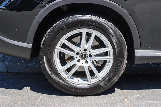 used 2025 Mercedes-Benz GLC 300 car, priced at $46,455