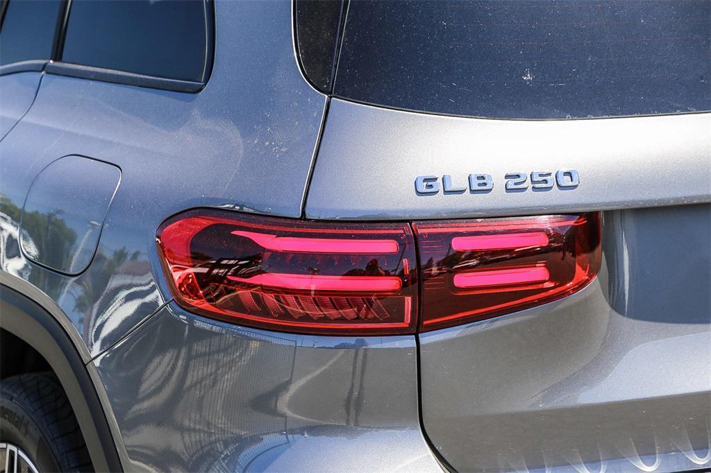 new 2024 Mercedes-Benz GLB 250 car, priced at $55,140