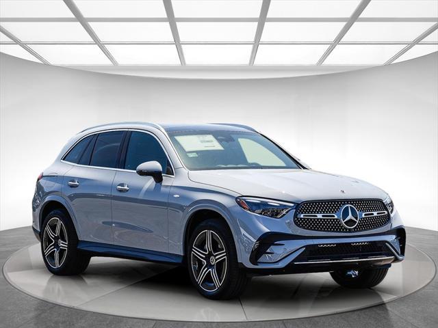 new 2025 Mercedes-Benz GLC 350e car, priced at $72,955