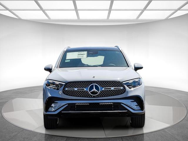 new 2025 Mercedes-Benz GLC 350e car, priced at $72,955
