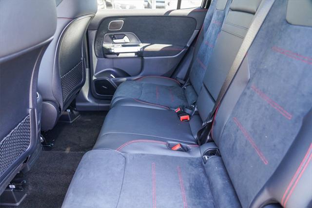 new 2024 Mercedes-Benz GLB 250 car, priced at $54,325