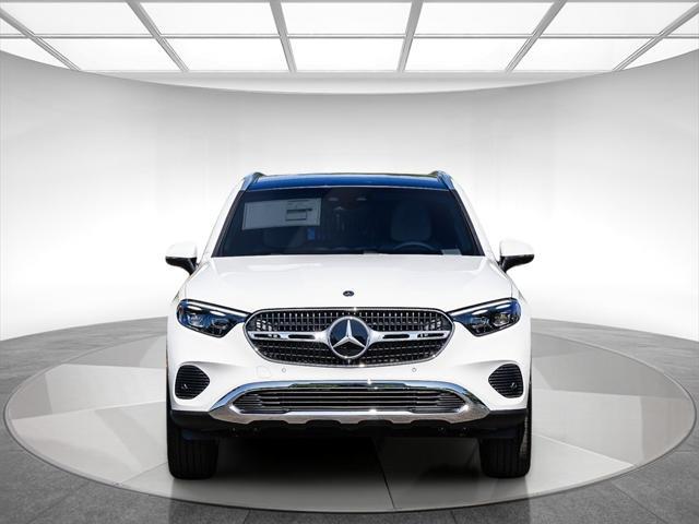 new 2025 Mercedes-Benz GLC 350e car, priced at $69,055