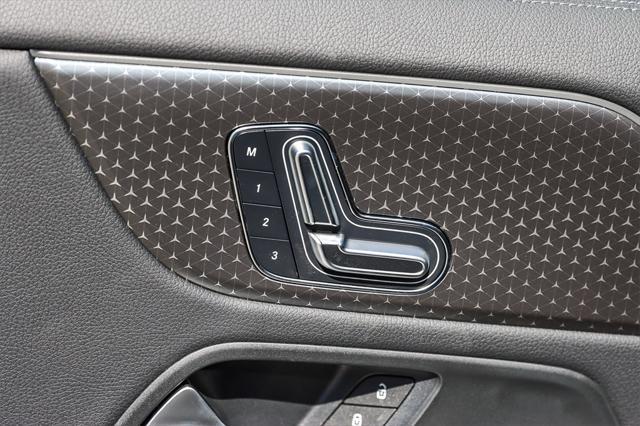 new 2025 Mercedes-Benz GLA 250 car, priced at $45,845