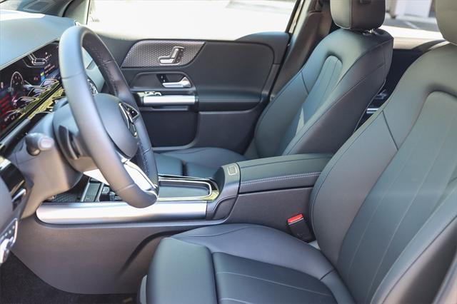 new 2025 Mercedes-Benz GLA 250 car, priced at $45,845