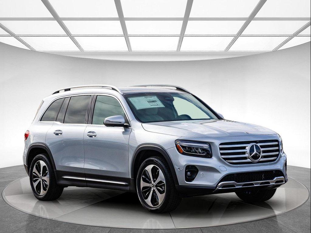 new 2026 Mercedes-Benz GLB 250 car, priced at $53,765