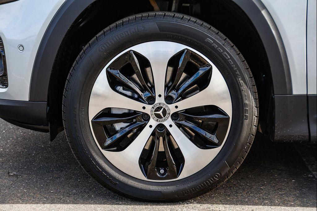 new 2026 Mercedes-Benz GLB 250 car, priced at $53,765