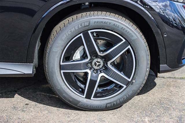 new 2025 Mercedes-Benz GLC 300 car, priced at $61,800