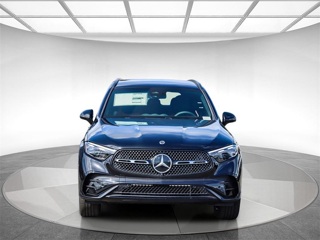 new 2025 Mercedes-Benz GLC 300 car, priced at $61,800