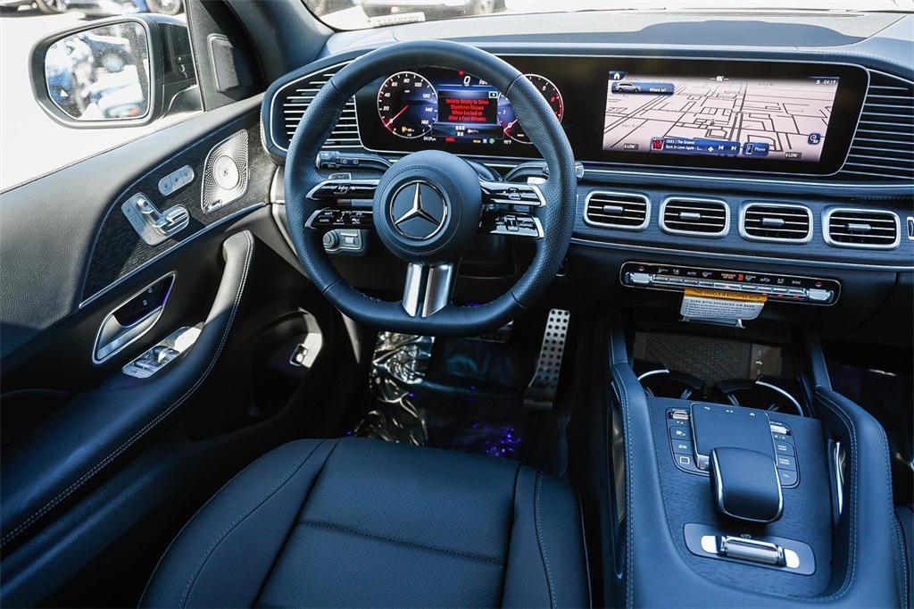 new 2025 Mercedes-Benz GLS 450 car, priced at $100,305
