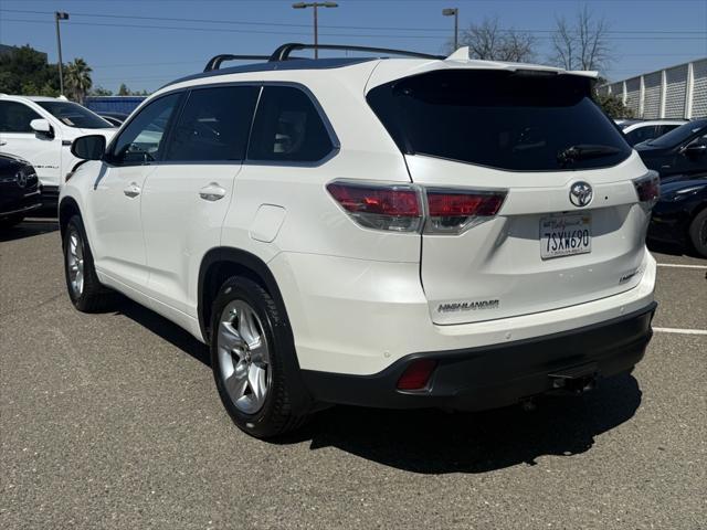 used 2016 Toyota Highlander car, priced at $27,995