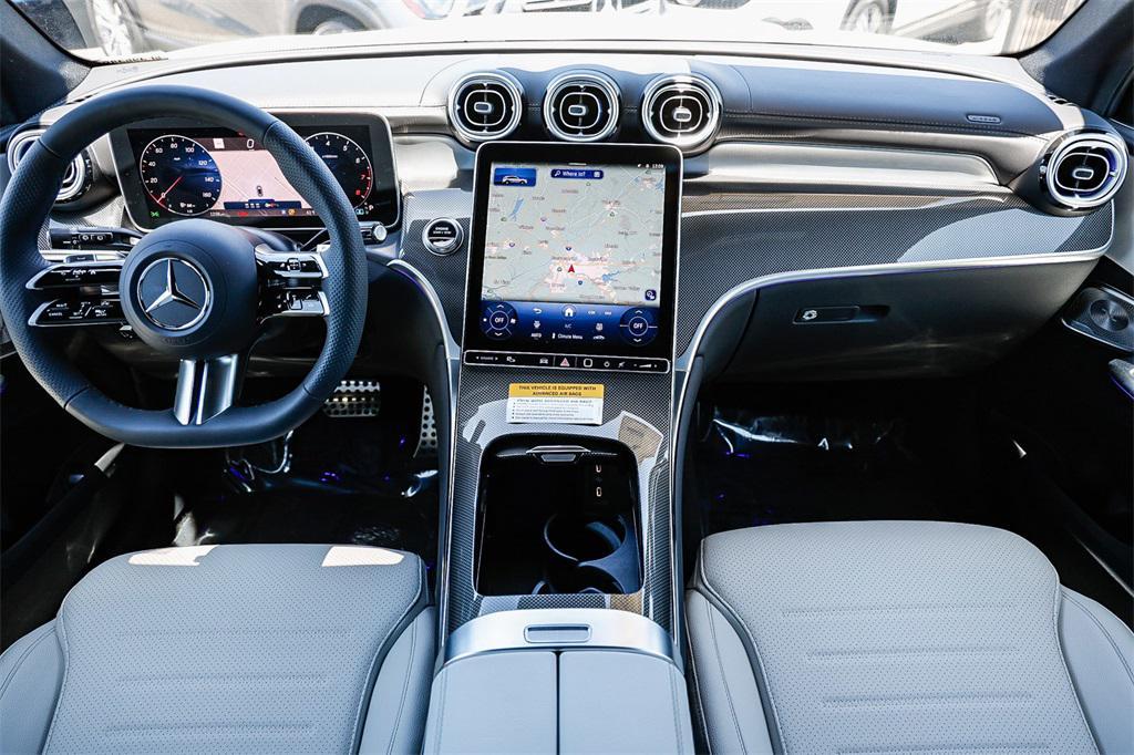 new 2025 Mercedes-Benz GLC 300 car, priced at $62,105