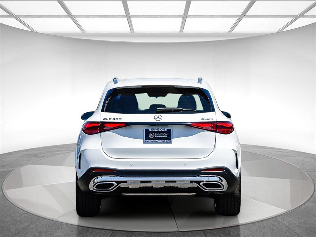 new 2025 Mercedes-Benz GLC 300 car, priced at $62,105