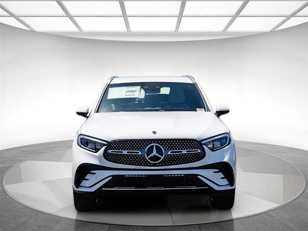 new 2025 Mercedes-Benz GLC 300 car, priced at $62,105