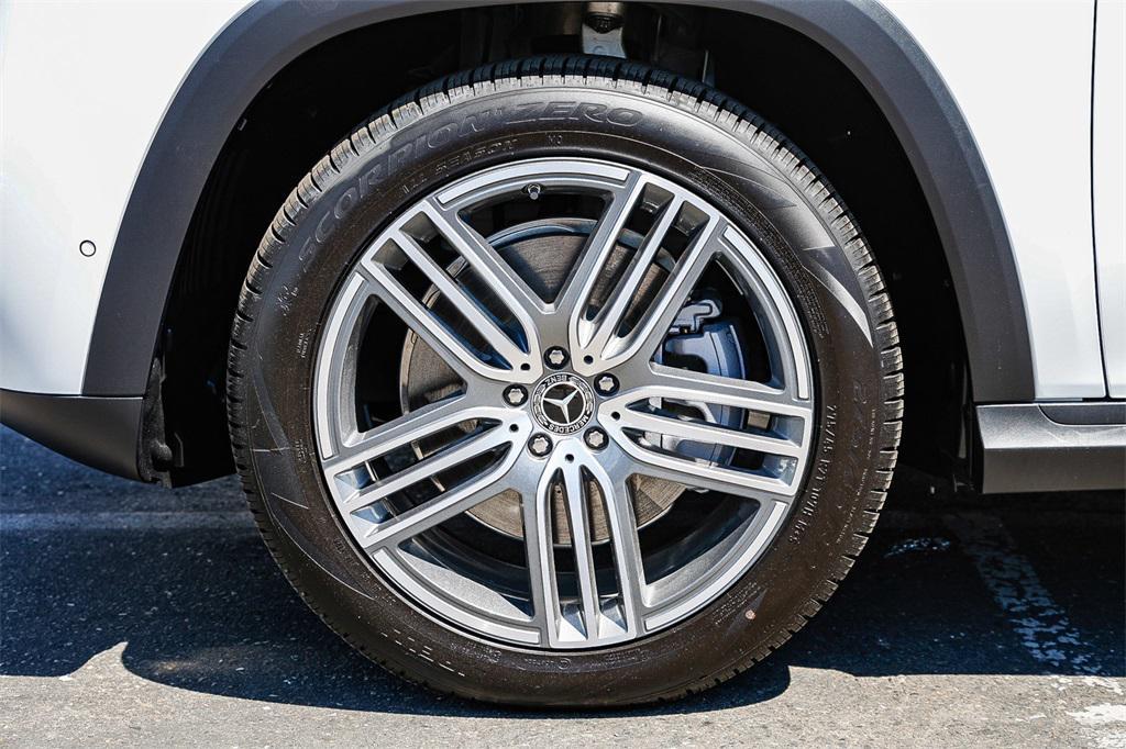 new 2025 Mercedes-Benz GLS 450 car, priced at $91,580