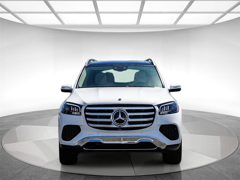 new 2025 Mercedes-Benz GLS 450 car, priced at $91,580