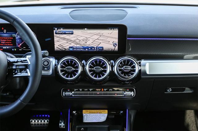 new 2024 Mercedes-Benz GLB 250 car, priced at $52,815