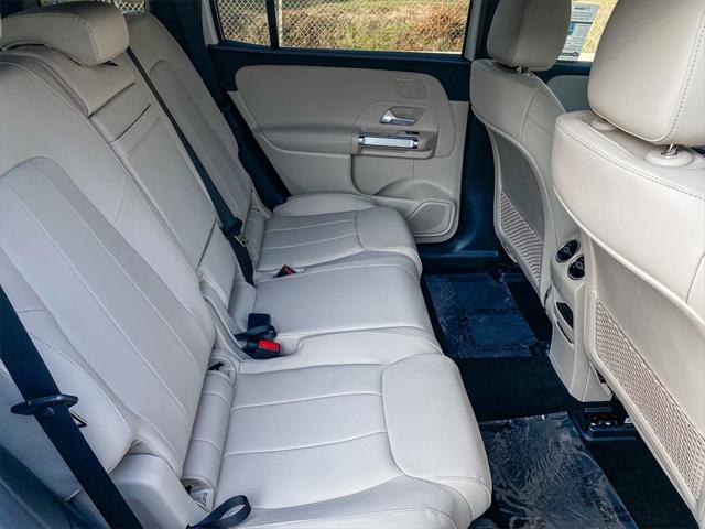 new 2024 Mercedes-Benz EQB 300 car, priced at $64,325