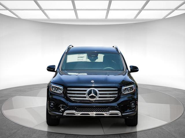 new 2025 Mercedes-Benz GLB 250 car, priced at $47,145