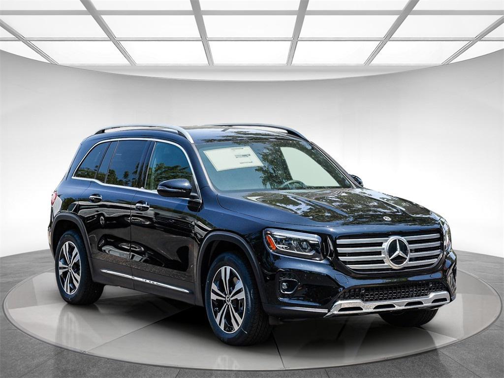 new 2025 Mercedes-Benz GLB 250 car, priced at $47,145