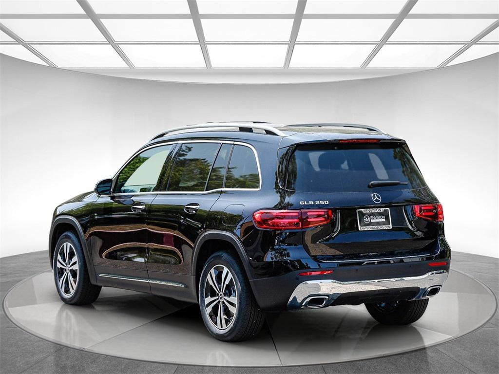 new 2025 Mercedes-Benz GLB 250 car, priced at $47,145