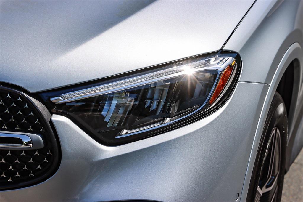 new 2025 Mercedes-Benz GLC 350e car, priced at $66,455