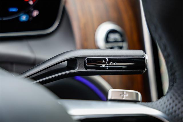 new 2025 Mercedes-Benz GLC 300 car, priced at $60,585