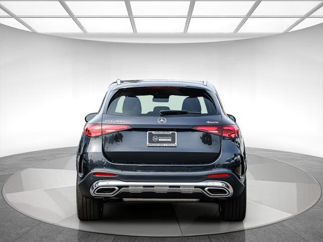 new 2025 Mercedes-Benz GLC 300 car, priced at $60,585