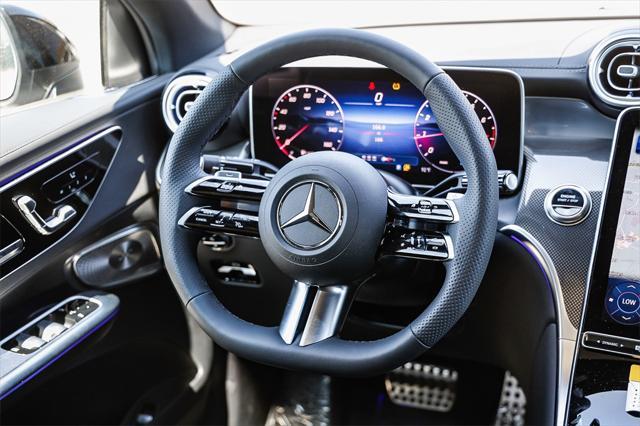 new 2025 Mercedes-Benz GLC 300 car