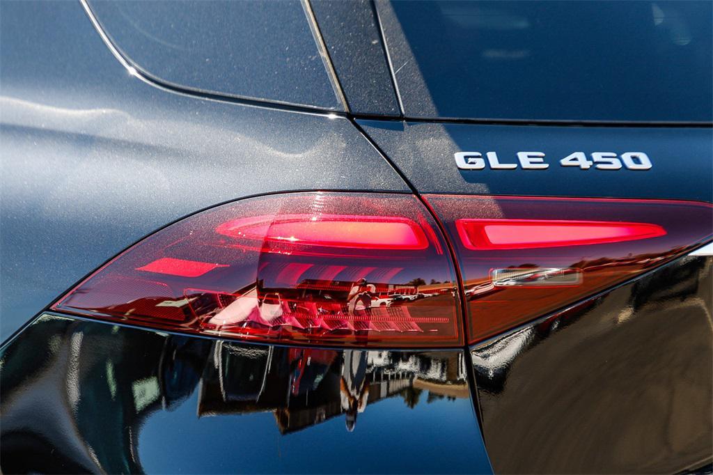 new 2026 Mercedes-Benz GLE 450 car, priced at $82,485