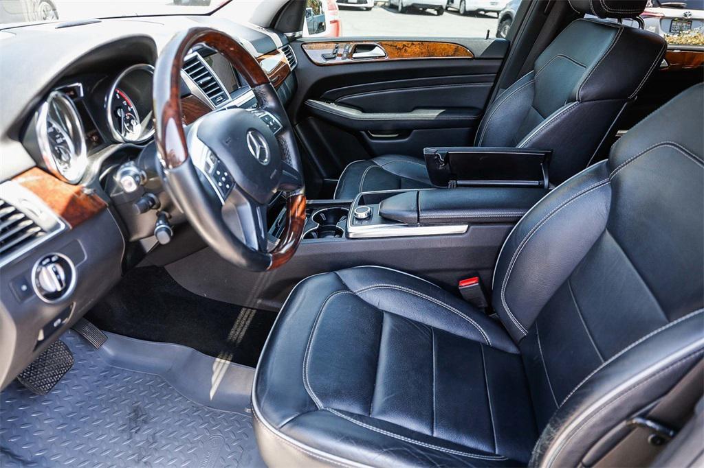 used 2013 Mercedes-Benz M-Class car, priced at $9,695