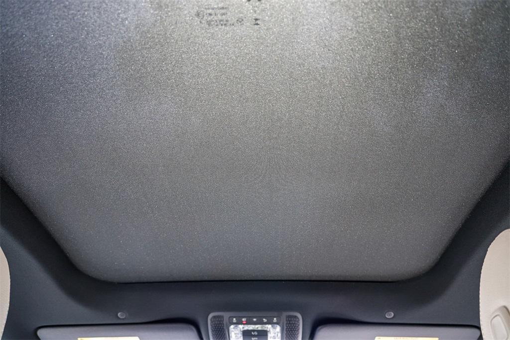 new 2025 Mercedes-Benz CLA 250 car, priced at $52,980