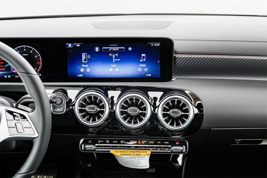 new 2025 Mercedes-Benz CLA 250 car, priced at $45,945