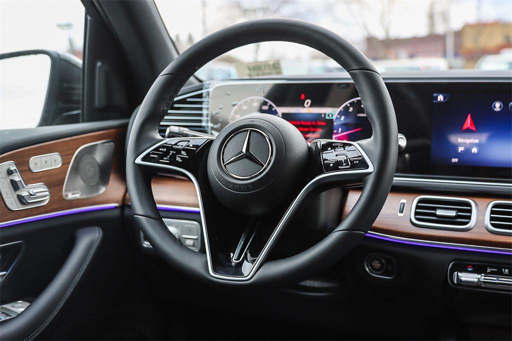 new 2025 Mercedes-Benz GLE 450 car, priced at $79,545