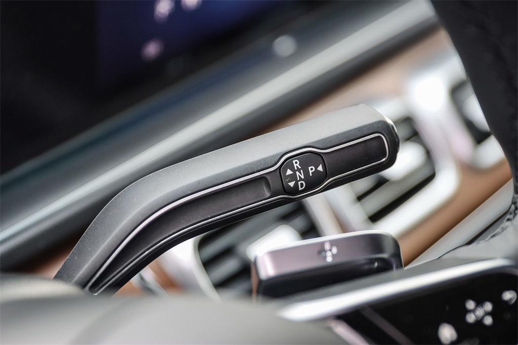 new 2025 Mercedes-Benz GLE 450 car, priced at $79,545