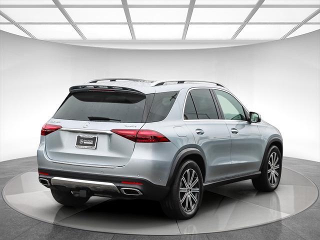 new 2025 Mercedes-Benz GLE 450 car, priced at $76,860