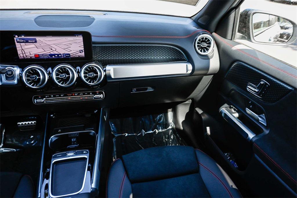 new 2024 Mercedes-Benz EQB 300 car, priced at $66,720
