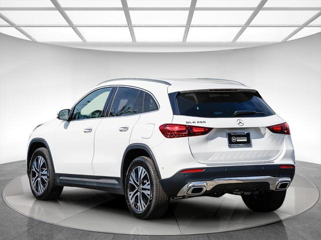 new 2025 Mercedes-Benz GLA 250 car, priced at $45,845