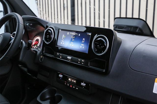 new 2025 Mercedes-Benz Sprinter 2500 car, priced at $61,021