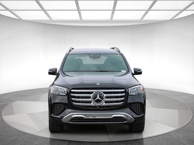 new 2025 Mercedes-Benz GLS 450 car, priced at $92,275
