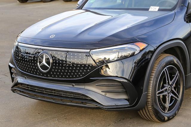 new 2024 Mercedes-Benz EQB 250 car, priced at $59,425