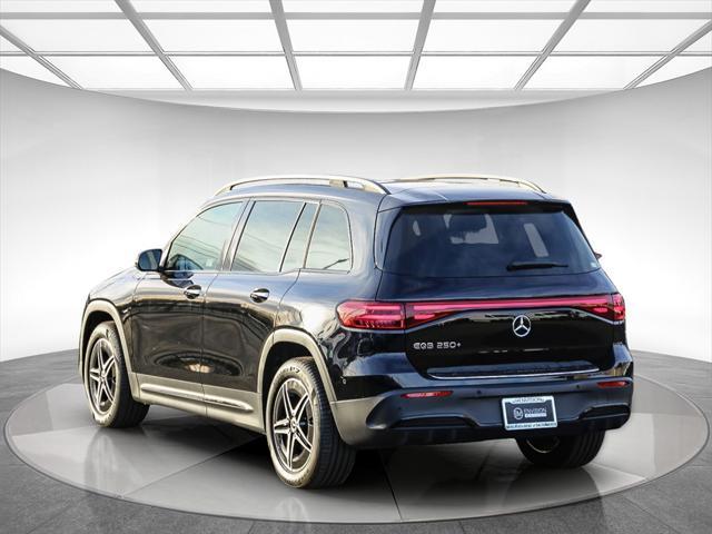 new 2024 Mercedes-Benz EQB 250 car, priced at $59,425