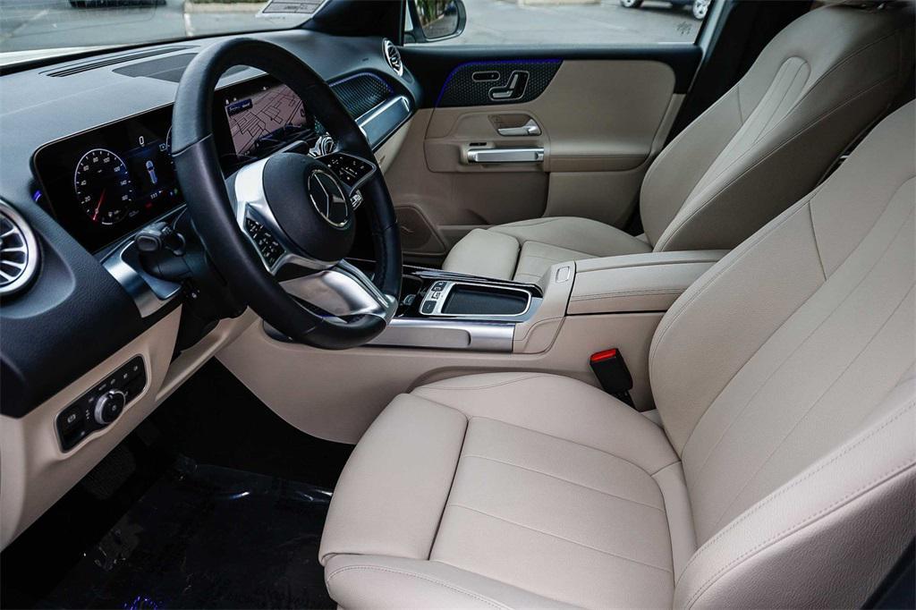 used 2025 Mercedes-Benz GLB 250 car, priced at $38,275