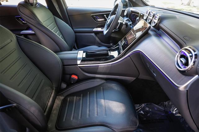 new 2025 Mercedes-Benz GLC 300 car, priced at $60,305