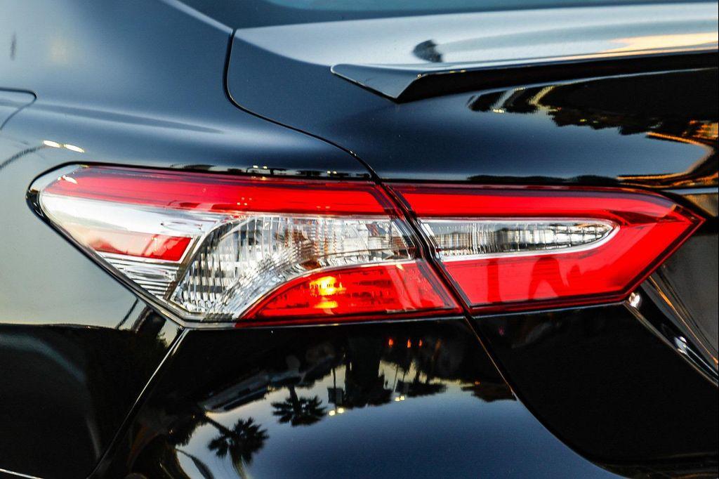 used 2019 Toyota Camry Hybrid car, priced at $21,225