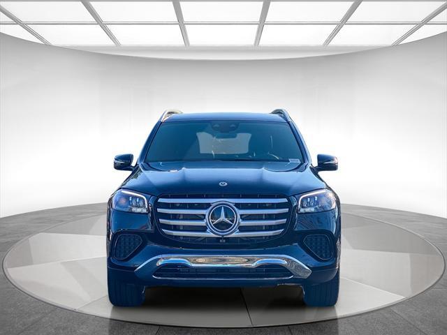 new 2025 Mercedes-Benz GLS 450 car, priced at $92,325