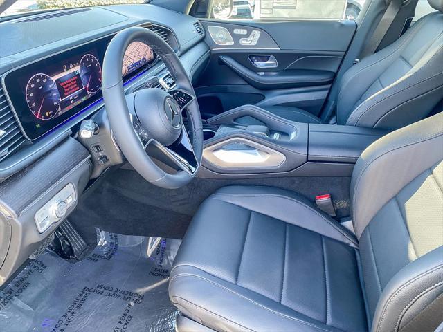 new 2025 Mercedes-Benz GLS 450 car, priced at $92,325