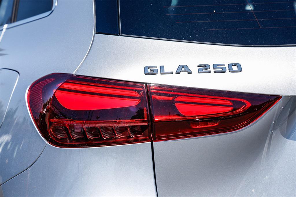new 2026 Mercedes-Benz GLA 250 car, priced at $46,480