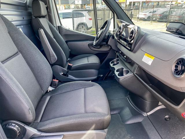 new 2025 Mercedes-Benz Sprinter 2500 car, priced at $62,016